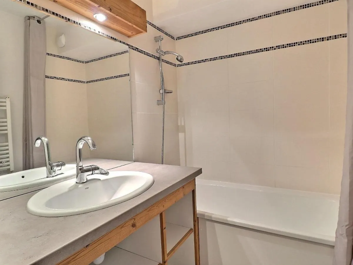 Appartement Cosy A La Tania - 2 Pieces, 4 Pers, Skis Aux Pieds, Balcon, Proche Commerces - Fr-1-182A-13 Courchevel